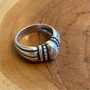 RETIRED James Avery Thatch Ring, Size 7, Sterling Silver